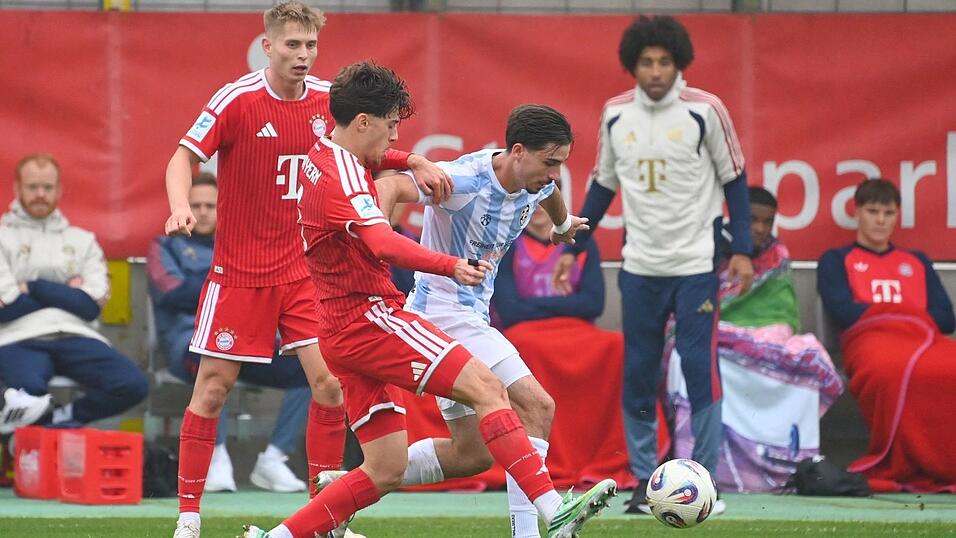 Die Bayern-Amateure entscheiden das M&uuml;nchner Derby gegen 1860 f&uuml;r sich.