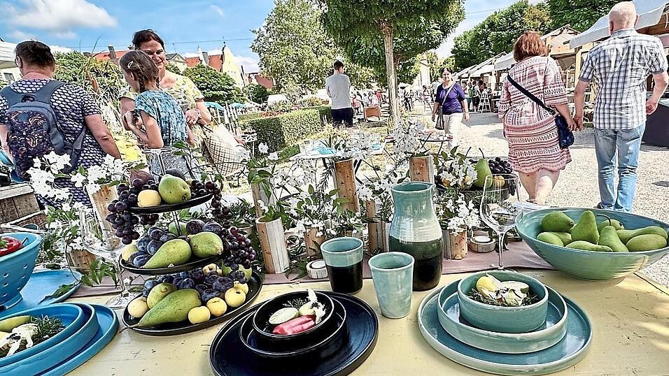 Von n&uuml;tzlicher Gebrauchskeramik bis hin zu edler Keramikkunst: auf dem Haferlmarkt ist viel geboten.