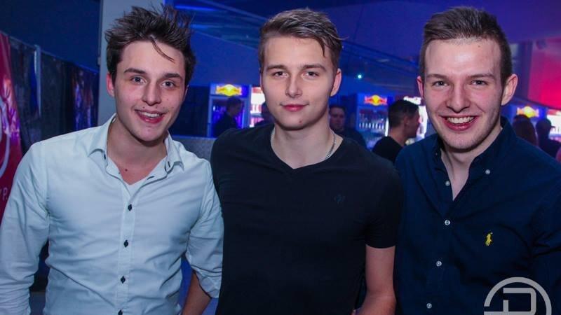 Gleich bei der Eröffnung platzte die neue Diskothek Peggy P. aus allen Nähten. Gleich bei der Eröffnung platzte die neue Diskothek Peggy P. aus allen Nähten.