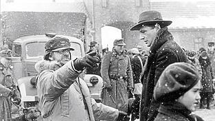 'Schindlers Liste' hat Menschen auf der ganzen Welt erreicht. Früher waren es Filme, heute ist es eben auch Instagram. Die Zukunft muss offen sein, sagt der Weidener Jörg Skriebeleit. 'Schindlers Liste' hat Menschen auf der ganzen Welt erreicht. Früher waren es Filme, heute ist es eben auch Instagram. Die Zukunft muss offen sein, sagt der Weidener Jörg Skriebeleit.