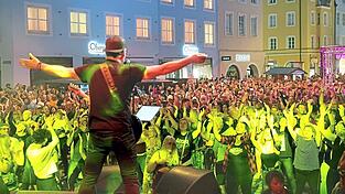 2025 kamen an den beiden Tagen insgesamt etwa 24.000 Besucher zum Altstadtfest. 2025 kamen an den beiden Tagen insgesamt etwa 24.000 Besucher zum Altstadtfest.