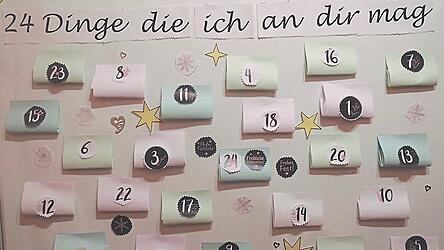 Upcycling-Adventskalender mit Liebe gemacht.