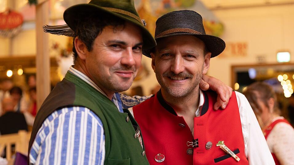 Die Partybilder vom Freitag, 7. August, aus dem Festzelt Greindl. Die Partybilder vom Freitag, 7. August, aus dem Festzelt Greindl.