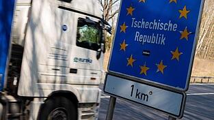 Tschechien will seine Grenzen für Deutsche schon früher öffnen als bislang geplant. (Symbolbild) Tschechien will seine Grenzen für Deutsche schon früher öffnen als bislang geplant. (Symbolbild)