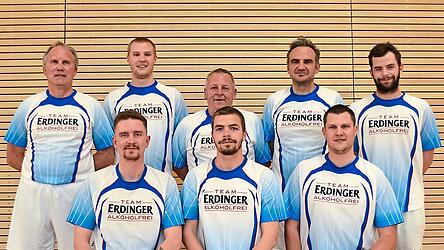 Der RGSV Moosburg mit (hinten v.l.) Erwin Weikl, Tobias Spendel, Martin Hofmair, Tobias Grießer, Jakob Held sowie (vorne v.l.) Marcel Dischler, Paul Held und Andreas Spendel wurde erneut Deutscher Meister.