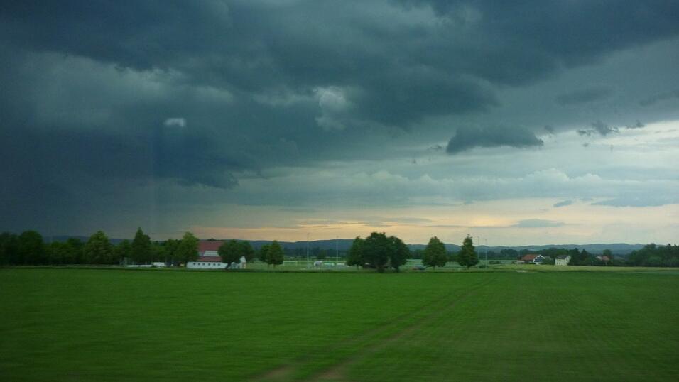 Es gab heuer schon viele Gewitter - und manche davon waren denkwürdig. Es gab heuer schon viele Gewitter - und manche davon waren denkwürdig.