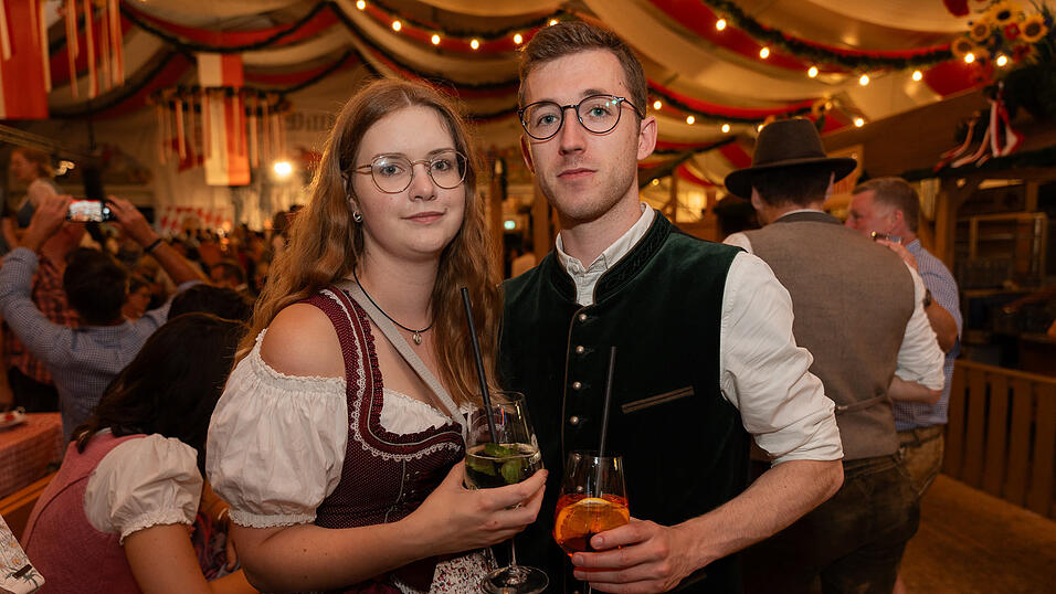Die Partybilder vom Samstag, 12. August 2023, aus dem Festzelt Greindl. Die Partybilder vom Samstag, 12. August 2023, aus dem Festzelt Greindl.