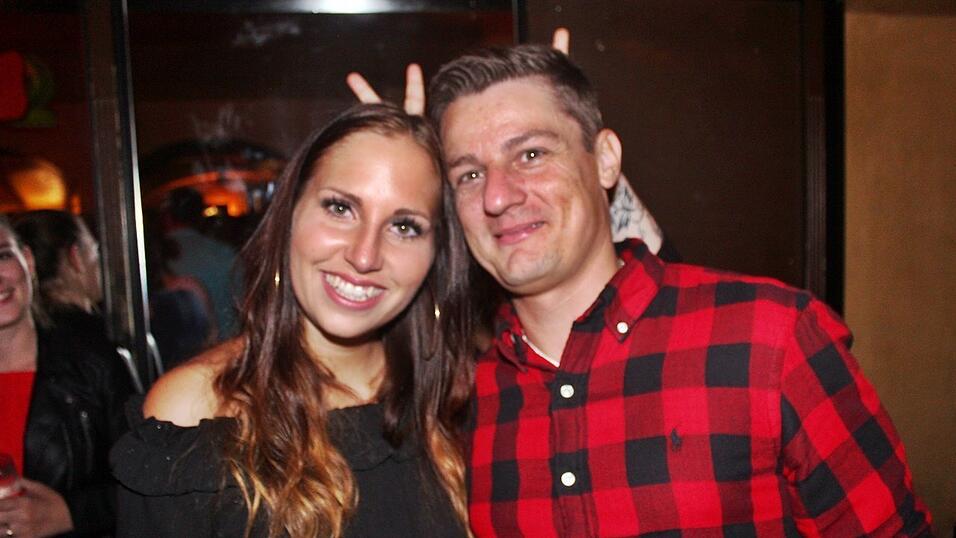 Von wegen Herbsttristesse! Im Beatschuppen in Landshut ging es am gestrigen Freitag wie gewohnt hoch her.