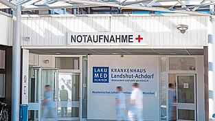 Am Wochenende hat ein Vilsheimer in der Notaufnahme des Achdorfer Krankenhauses das Personal attackiert, auf Geräte uriniert und onaniert.