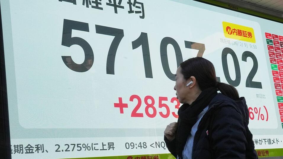 Japans B&ouml;rse hatte in den vergangenen Tagen stark auf die Auswirkungen im Iran reagiert. (Archivbild)