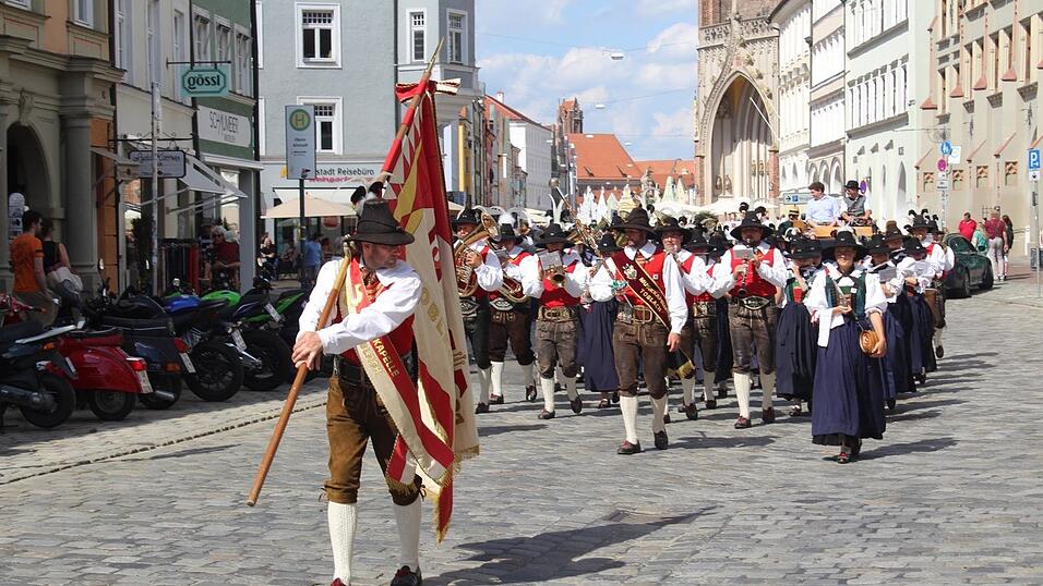 Die Bilder vom Festwochenende der Landshuter Stadtkapelle.