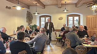 Eine ganze Litanei an Fragen hatte Christian Blüml den Bürgern zu beantworten. Eine ganze Litanei an Fragen hatte Christian Blüml den Bürgern zu beantworten.