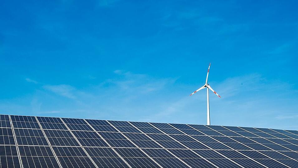 Bayerische Kommunen erhalten künftig einen kleinen Beitrag aus den Erlösen von bestimmten Anlagen erneuerbarer Energien. Bayerische Kommunen erhalten künftig einen kleinen Beitrag aus den Erlösen von bestimmten Anlagen erneuerbarer Energien.