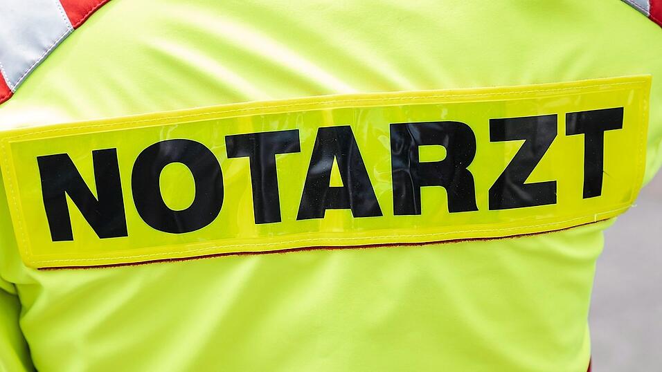 Die Notarztversorgung in Straubing ist seit Anfang Juli neu aufgeteilt zwischen niedergelassenen Ärzten und Klinikum-Ärzten. Die Notarztversorgung in Straubing ist seit Anfang Juli neu aufgeteilt zwischen niedergelassenen Ärzten und Klinikum-Ärzten.