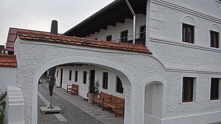 Seit dem Abschluss der Sanierungsarbeiten tagt der Gemeinderaum nur noch im Wiesmerhaus.