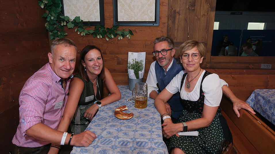 Die Partybilder vom Mittwoch, 16. August 2023, aus dem Festzelt Wenisch. Die Partybilder vom Mittwoch, 16. August 2023, aus dem Festzelt Wenisch.