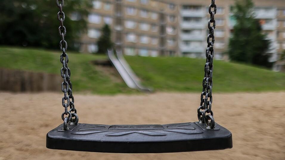 Vor allem Kinder und Jugendliche mit Einwanderungsgeschichte sind in Deutschland armutsgefährdet. (Archivbild)