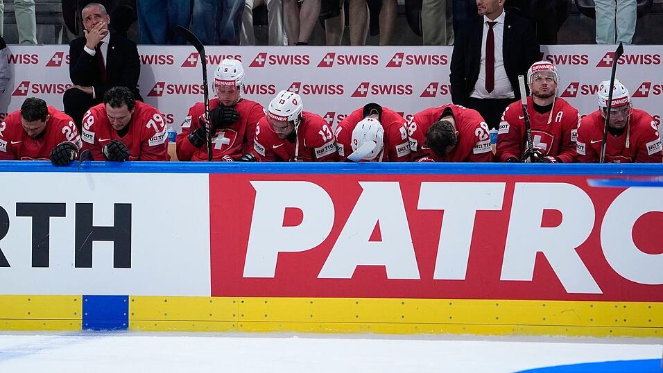 Großer Frust bei den Schweizern nach der erneuten Final-Niederlage. Großer Frust bei den Schweizern nach der erneuten Final-Niederlage.