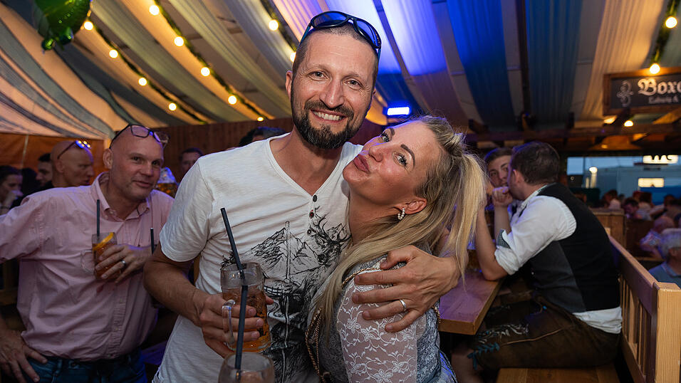 Die Partybilder vom Donnerstag, 17. August 2023, aus dem Festzelt Wenisch. Die Partybilder vom Donnerstag, 17. August 2023, aus dem Festzelt Wenisch.