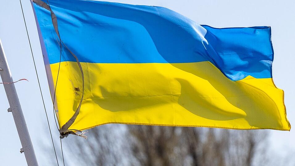 In Bad Griesbach will der Bürgermeister keine weiteren Flüchtlinge aus der Ukraine mehr registrieren lassen. Geflüchtete würden ungerecht verteilt, sagt er (Symbolbild). In Bad Griesbach will der Bürgermeister keine weiteren Flüchtlinge aus der Ukraine mehr registrieren lassen. Geflüchtete würden ungerecht verteilt, sagt er (Symbolbild).