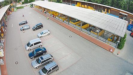 Am Entsorgungszentrum des ZAW-SR am Sachsenring kann man all seine Problemstoffe spielend leicht loswerden. Wer aus anderen St&auml;dten oder L&auml;ndern zuzieht, kennt das Wertstoffhof-System aber nicht.