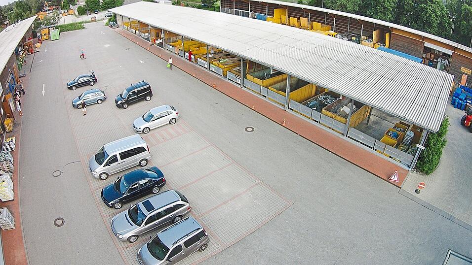 Am Entsorgungszentrum des ZAW-SR am Sachsenring kann man all seine Problemstoffe spielend leicht loswerden. Wer aus anderen St&auml;dten oder L&auml;ndern zuzieht, kennt das Wertstoffhof-System aber nicht.