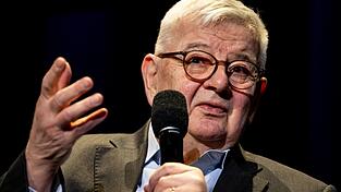 Europas Staats- und Regierungschefs näherten sich Donald Trump «auf breiter Schleimspur», kommentiert Joschka Fischer. (Archivbild) Europas Staats- und Regierungschefs näherten sich Donald Trump «auf breiter Schleimspur», kommentiert Joschka Fischer. (Archivbild)