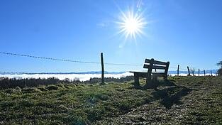 Wer in die Alpen f&auml;hrt, kann sich am Wochenende auf Sonne freuen. (Archivbild)