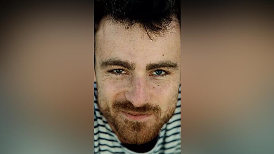 „Absurde Momente“: Regisseur Florian Karner beschäftigte sich mit Beziehungen zu KI. „Absurde Momente“: Regisseur Florian Karner beschäftigte sich mit Beziehungen zu KI.