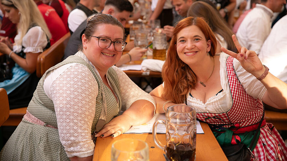 Die Partybilder vom Samstag, 16. August, aus dem Festzelt Nothaft. Die Partybilder vom Samstag, 16. August, aus dem Festzelt Nothaft.
