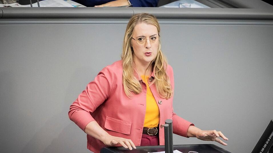 Grünen-Fraktionschefin Katharina Dröge will ein Verbot der AfD prüfen. Grünen-Fraktionschefin Katharina Dröge will ein Verbot der AfD prüfen.