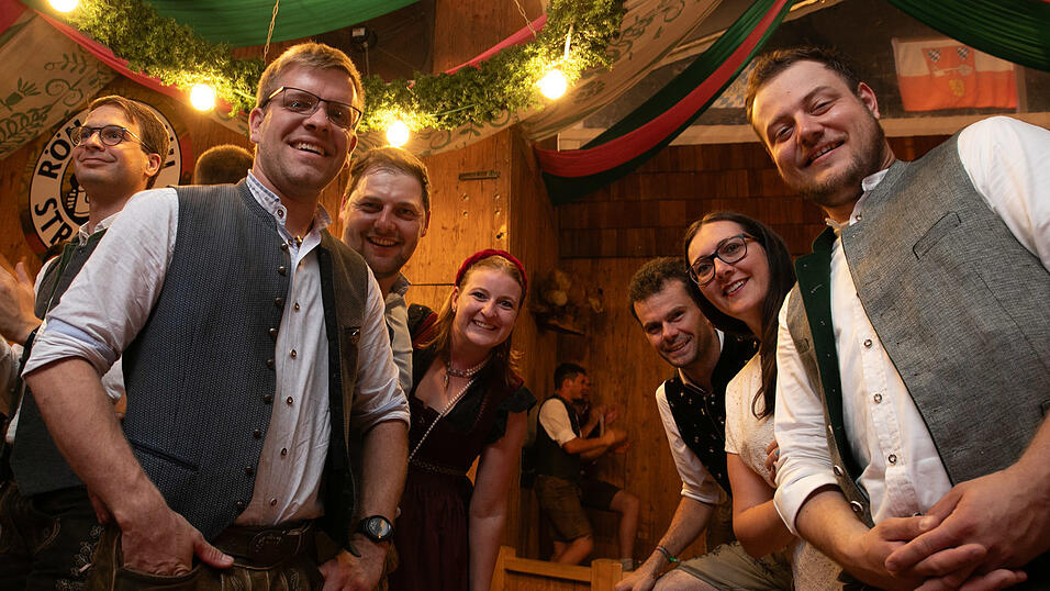 Die Partybilder vom Sonntag, 17. August, aus dem Festzelt Weckmann. Die Partybilder vom Sonntag, 17. August, aus dem Festzelt Weckmann.
