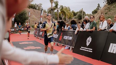 21,1 Kilometer Laufen: Das erwartet&nbsp;Philipp Bauer am Ende des Ironmans.&nbsp;Vorher war er schon im Wasser und auf dem Rad.&nbsp;