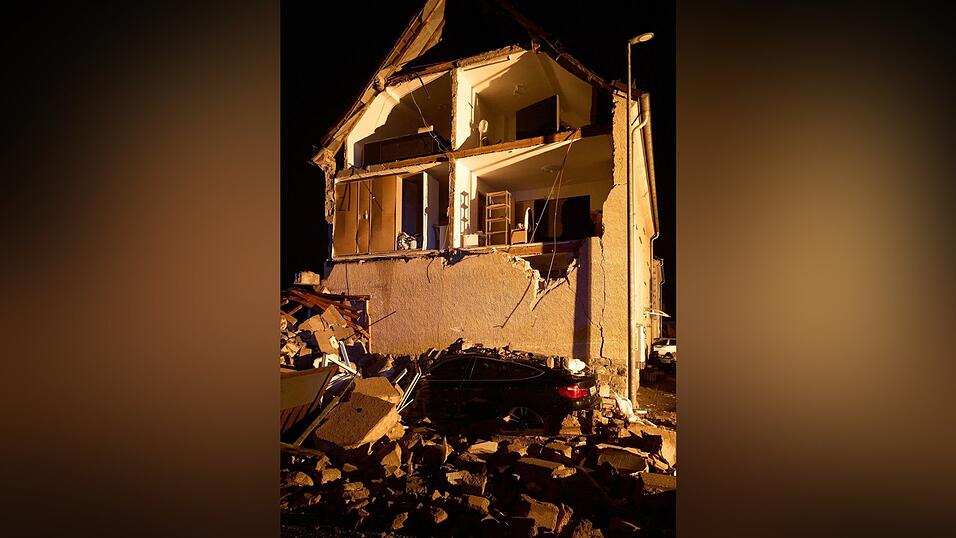 Zahlreiche Kräfte sind im Einsatz Zahlreiche Kräfte sind im Einsatz