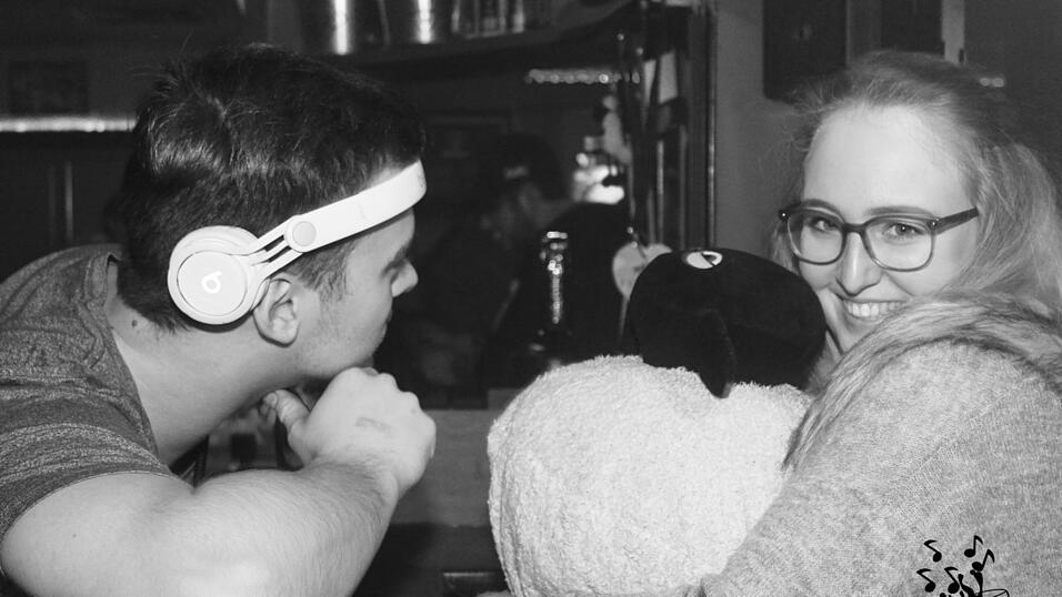 Beste Stimmung am Wochenende im Never Loose in Straubing.