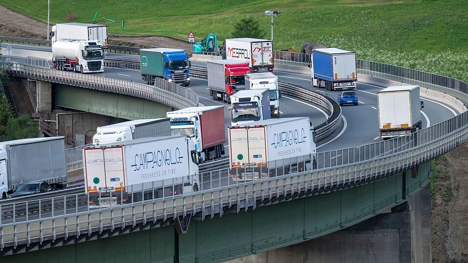 Wegen einer Demonstration wird die Brennerautobahn gesperrt. Wegen einer Demonstration wird die Brennerautobahn gesperrt.