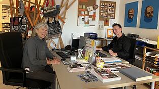 Ein tolles Team: Evi Mittenzwei und Ludwig Rimb&ouml;ck bereitet es gro&szlig;e Freude, f&uuml;r jeden das richtige Kultur-Angebot zu finden.