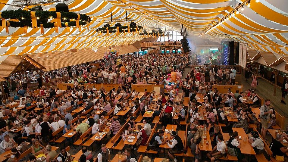 Die Partybilder von Mittwoch, 17. August 2022, aus dem Festzelt Nothaft.