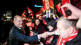 Der innere Widerstand gegen die SPD macht sich bei vielen Menschen vor allem an der Figur von Kanzler Olaf Scholz fest. Der innere Widerstand gegen die SPD macht sich bei vielen Menschen vor allem an der Figur von Kanzler Olaf Scholz fest.