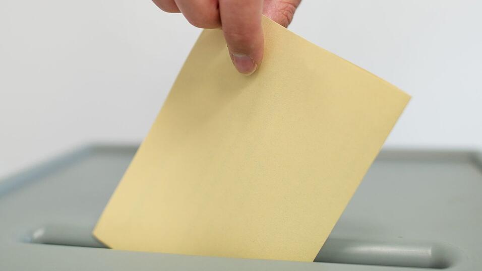 Volksentscheide gibt es in Bayern quasi schon immer - kommunale Bürgerentscheide dagegen erst seit 30 Jahren. (Archivbild)