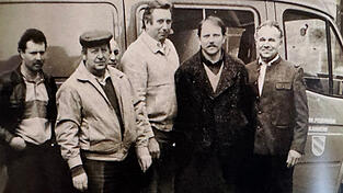 Sie erlebten die Episode mit dem Feuerwehrauto ohne Sprit: Hermann Zauner (v. l.), Karl Schmied, Karl Sporrer, Franz Ernte, Hans Beierl und Josef Hopf.