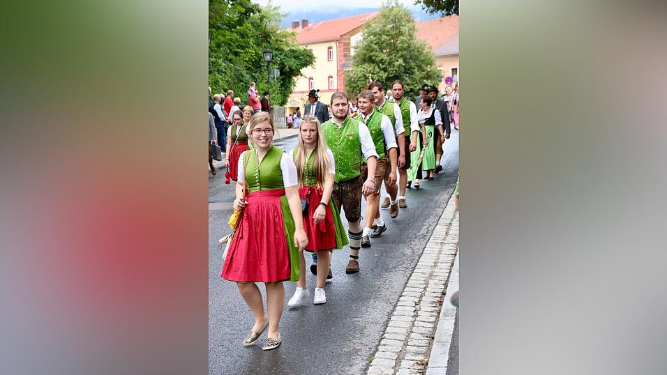 Die schönsten Augenblicke vom Auftakt des Drachenstichfestes am Samstagnachmittag in Furth im Wald. Die schönsten Augenblicke vom Auftakt des Drachenstichfestes am Samstagnachmittag in Furth im Wald.