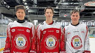 Bereit für die Weltmeisterschaft: Die EVL-Jungstars (von links) Tobi Schwarz, Linus Brandl und Simon Seidl freuen sich auf das 'größte und coolste Event des Jahres'.