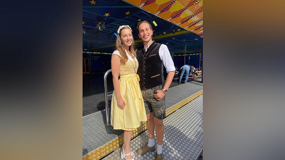 Die Josef R&auml;dlinger Unternehmensgruppe mietete das K&ouml;tztinger Volksfest und feierte dort am Freitag mit 2.500 G&auml;sten ein rauschendes Sommerfest.