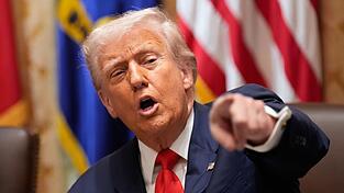 US-Präsident Donald Trump möchte den Luftraum über Venezuela schließen lassen. US-Präsident Donald Trump möchte den Luftraum über Venezuela schließen lassen.