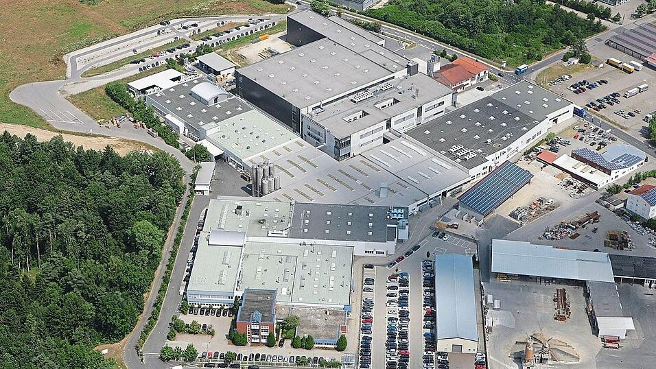 633 Menschen sind Stand Juni 2023 im Chamer Ensinger-Werk beschäftigt. 633 Menschen sind Stand Juni 2023 im Chamer Ensinger-Werk beschäftigt.