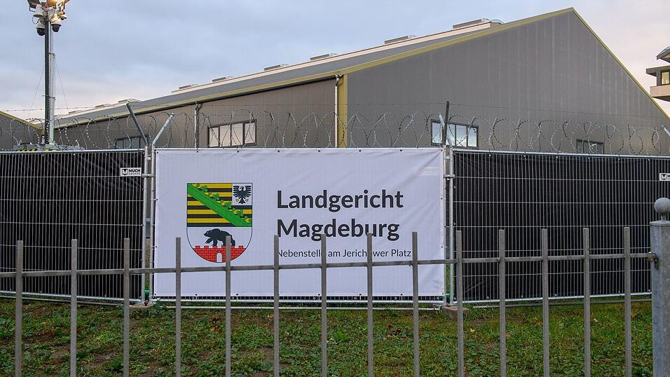 Für den Prozess ist ein Interims-Gerichtsgebäude errichtet worden. (Archivbild) Für den Prozess ist ein Interims-Gerichtsgebäude errichtet worden. (Archivbild)