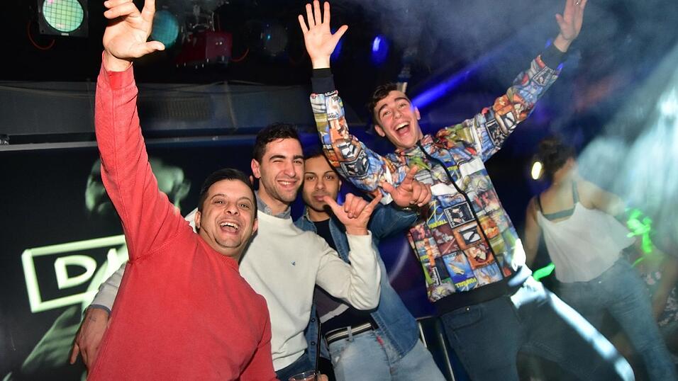 Schickes Parytvolk im Stars am Samstag in Landshut