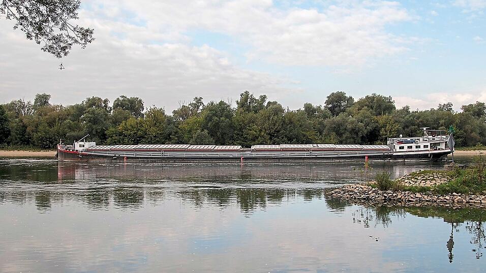 Das havarierte Schiff. Das havarierte Schiff.