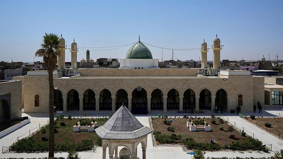 Die Al-Nuri-Moschee vor dem Besuch des irakischen Regierungschefs.
